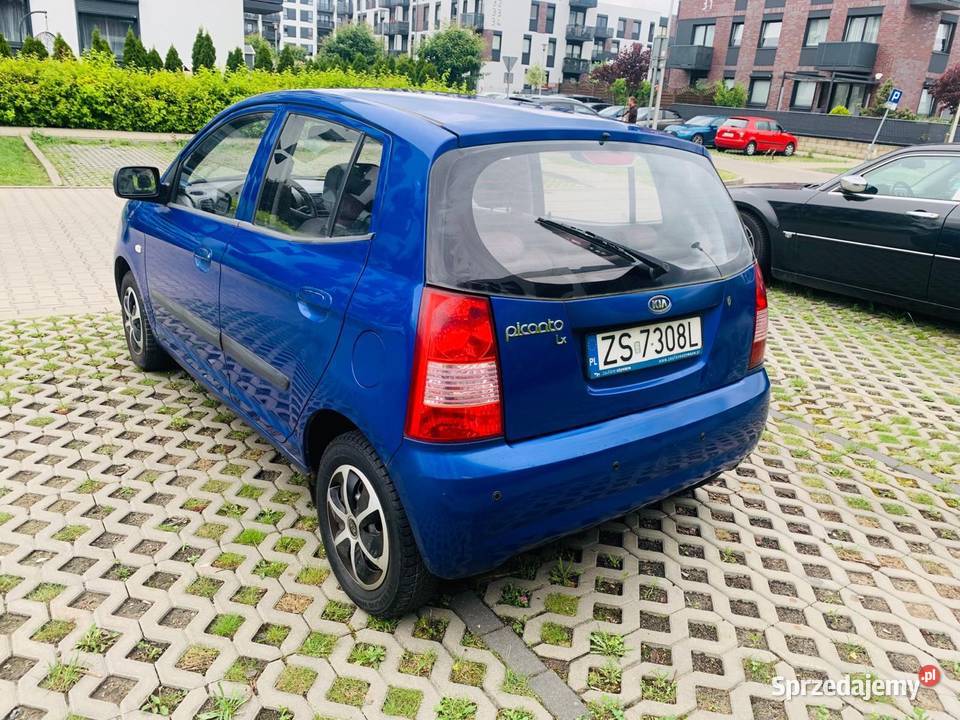 NRENTEU Wypożyczalnia aut wynajmie Nissan micra Szczecin