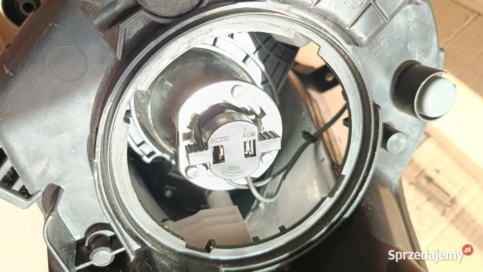 Lampa Reflektor lewy Hyundai i30 Gdańsk sprzedam