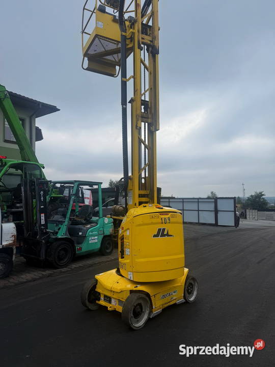 zwyżka podnośnik słupowy obrotowy JLG TOUCAN 8E łódzkie