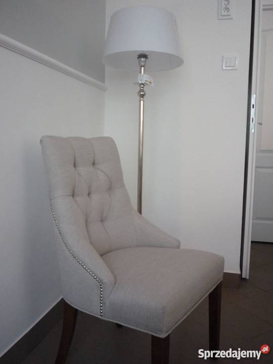 Krzesło tapicerowane z pinezkami ćwiekami tapicerowane nowe