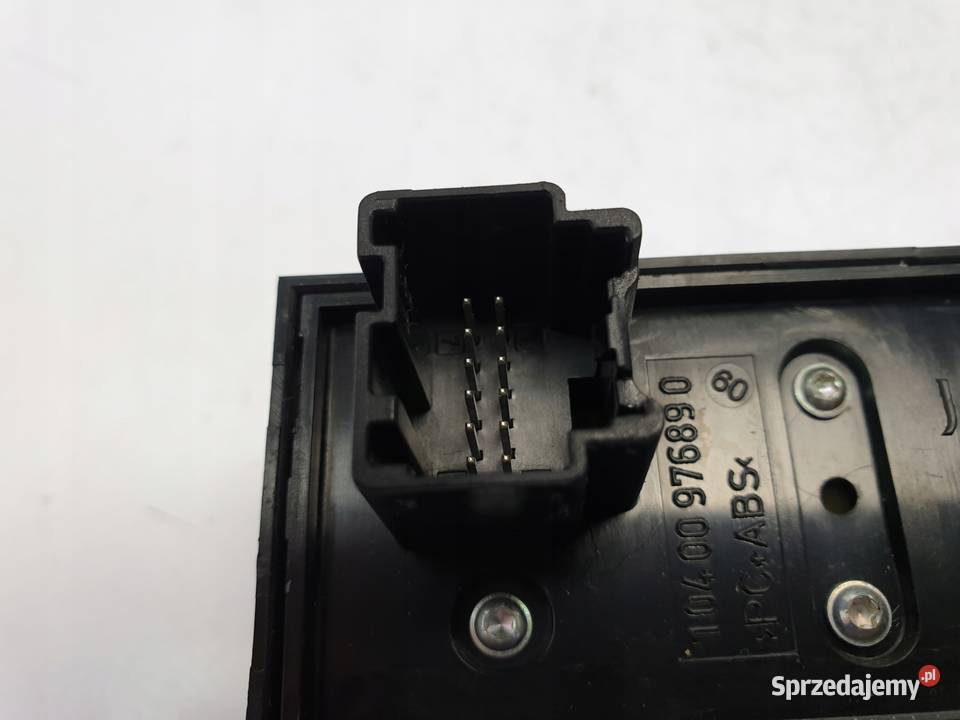 Range Rover Sport II L494 PRZYCISK KLAPY osobowe Rudka