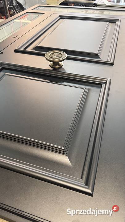 Aluminiowe drzwi wejściowe klasyczny design na Drzwi zewnętrzne Nowy Sącz sprzedam