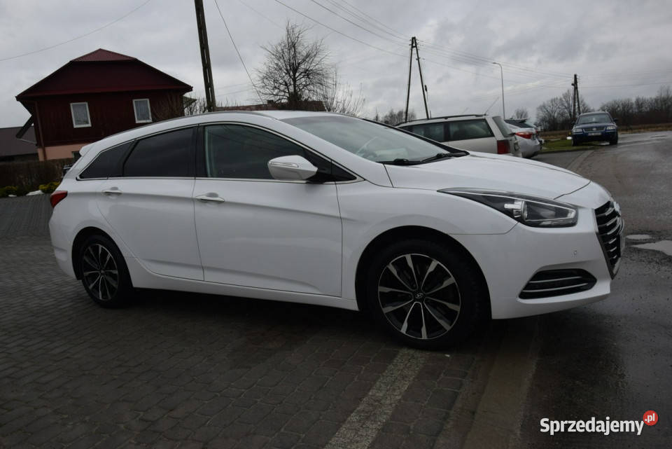 Hyundai i40 17D Navi Kamera Led Hak 2017r podkarpackie Majdan Sieniawski
