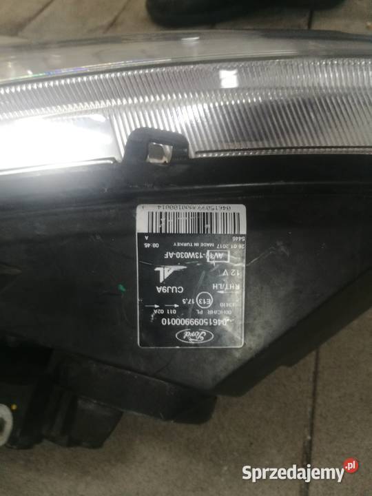 Ford B reflektor lampa lewy przód osobowe