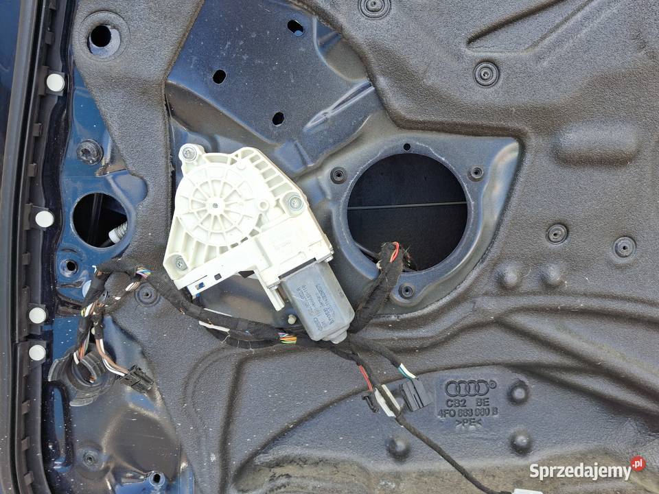 AUDI A6 C6 DRZWI PRAWY PRZÓD PRAWE PRZEDNIE Bieleń