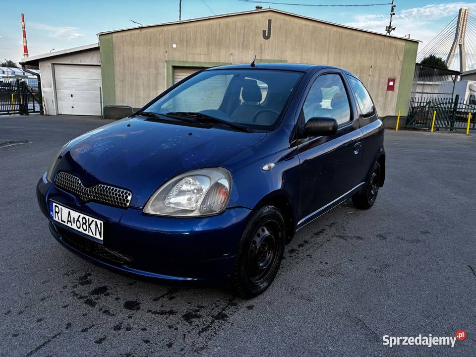 Sprzedam Toyota Yaris 10 2300 manualna