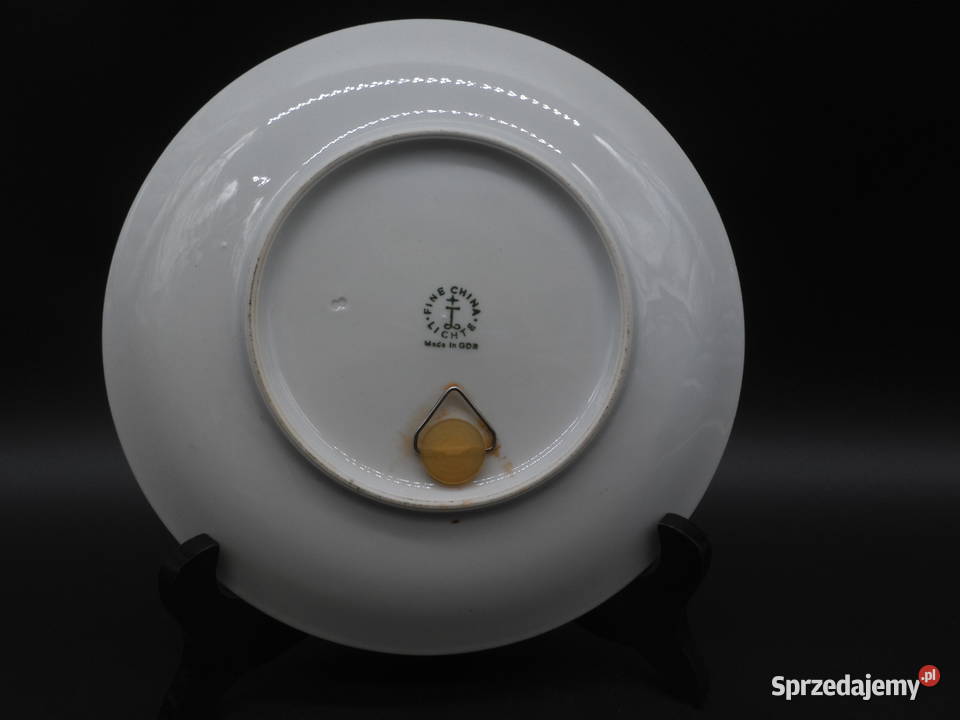 Talerz kolekcjonerski przedstawia scenę biesiady Raszków sprzedam