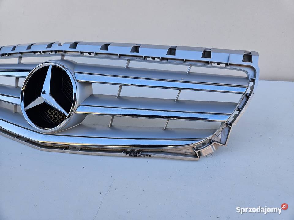 MERCEDES BKLASA W246 1114 GRILL ATRAPA ZDERZAKA osobowe Międzychód