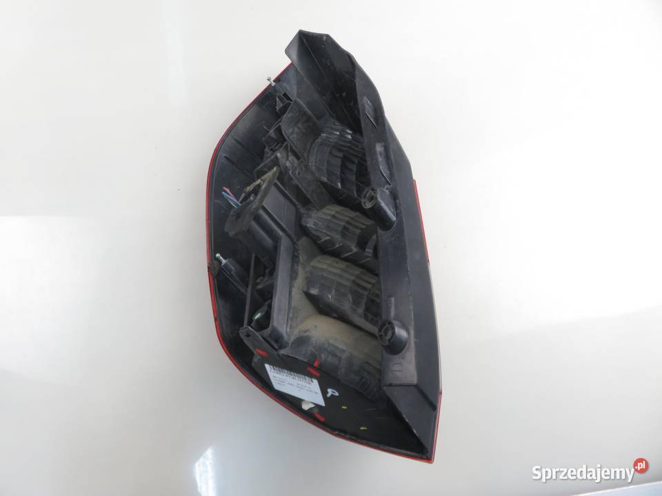 LAMPA PRAWA TYLNA RENAULT SCENIC II 8200493375G małopolskie