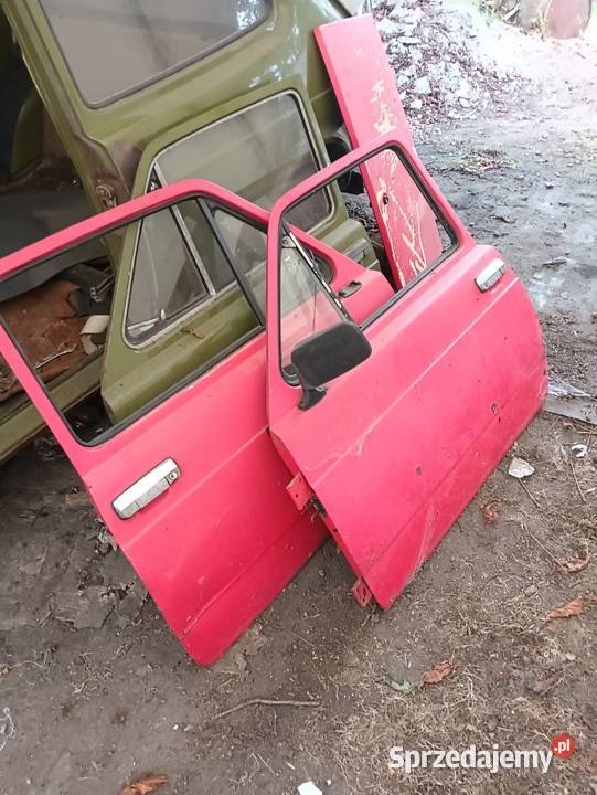 Fiat 127 p części drzwi