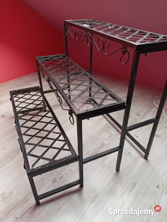 Kwietnik trzy poziomyschodki wielkopolskie Ostrów Wielkopolski