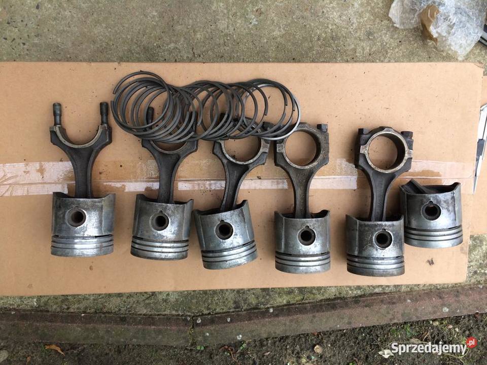 Mercedes W114 230 tłoki Osieczna