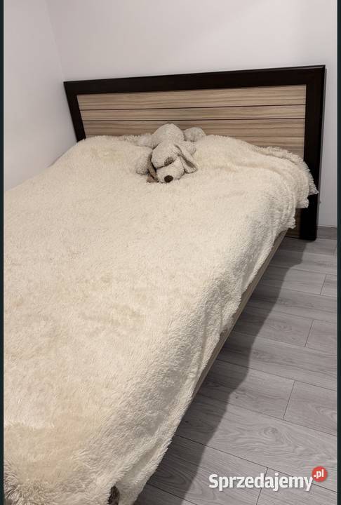 Łóżko drewniane 160x200 z 2 szafkami nocnymi ze 50cm Kraków sprzedam