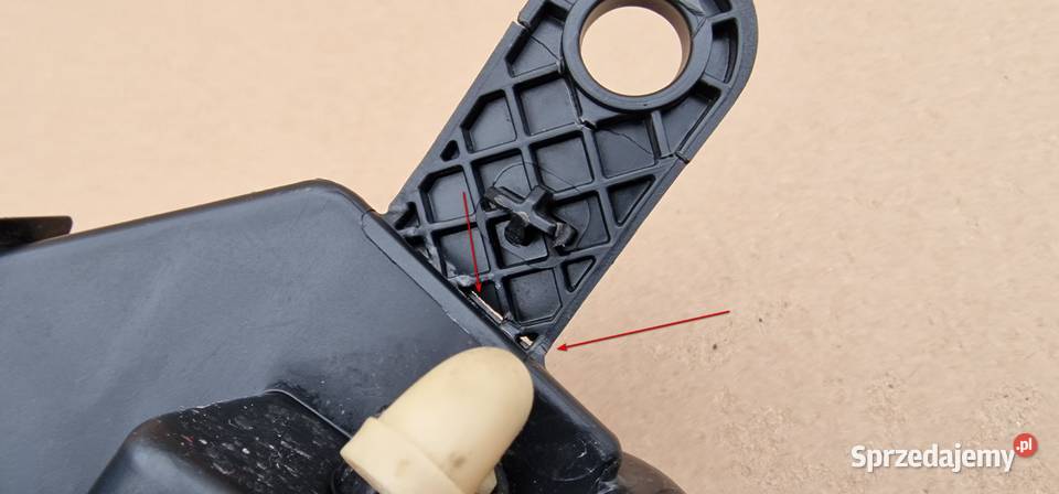 CITROEN C3 III 3 LIFT LAMPA PRAWA LED 9833480480 lubuskie