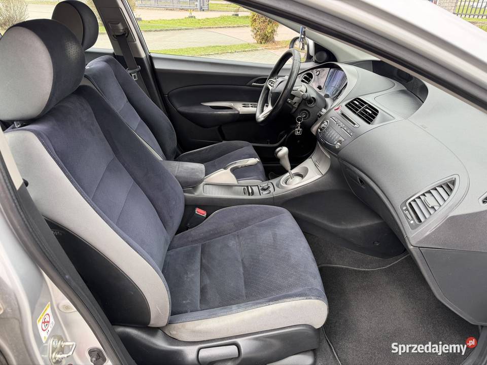 Honda Civic UFO cała w orginale odtwarzacz DVD Nowy Sącz