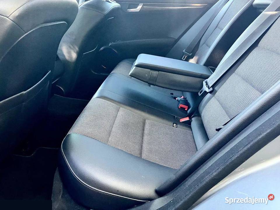 Mercedes Klasa C 18 benzyna 156 2009r Możliwy Radom