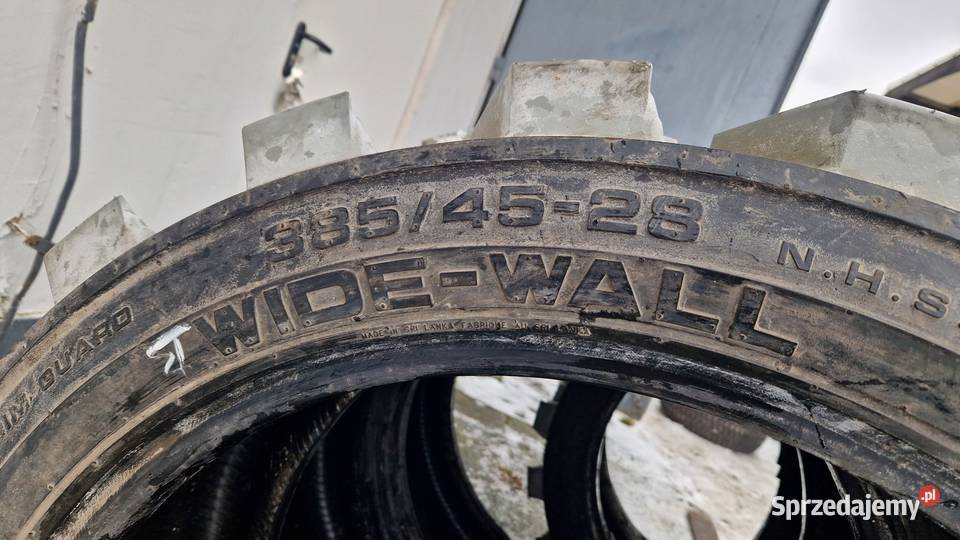 3854528 Camso 18PR Nowe Białe Podnośnik Koszowy nieuszkodzony Opony Rolnictwo sprzedam