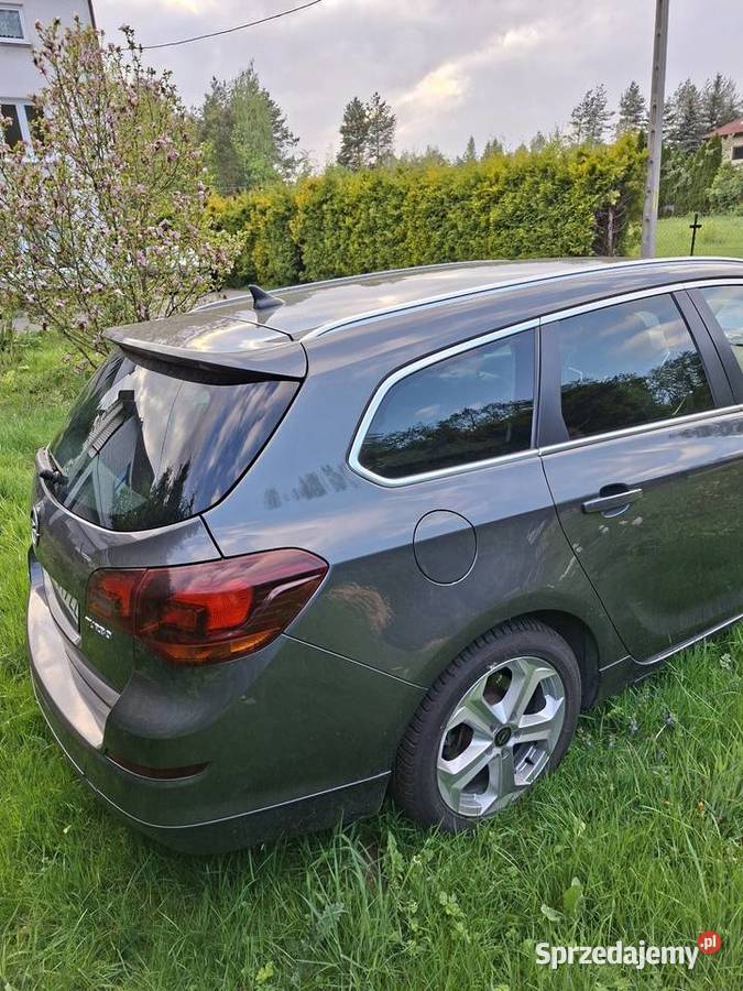 Astra J 16T Głogów Małopolski sprzedam