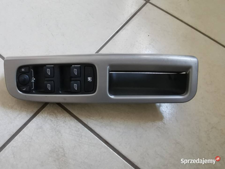 Przełącznik panel sterowania szyb Volvo V50 S40 Panele sterowania, przełączniki sprzedam