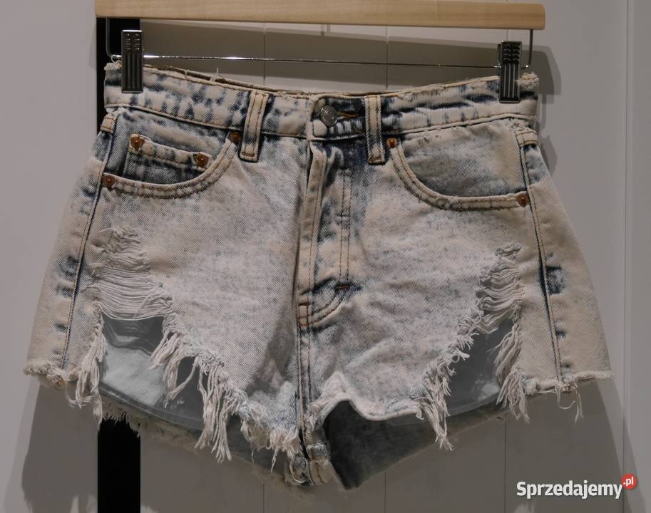 PuulBear świetne spodenki dziury 34 XS dolnośląskie Wrocław