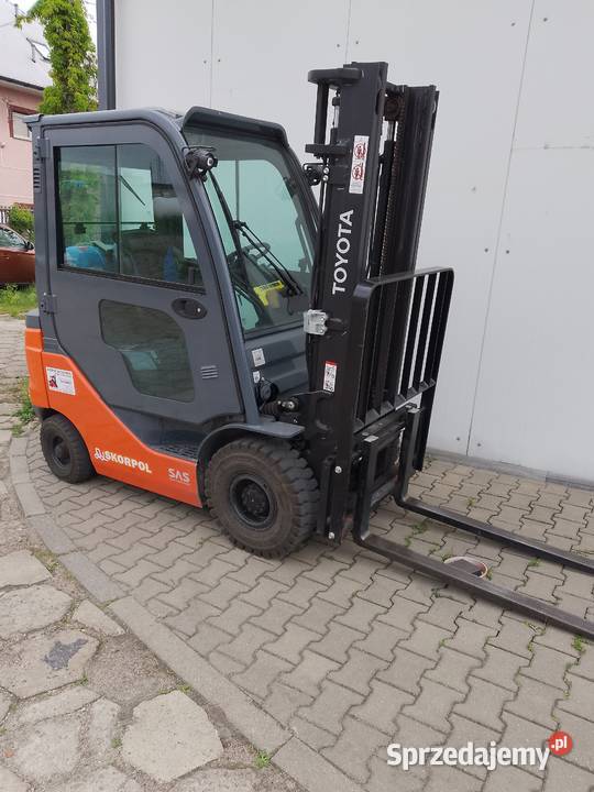 Wózek widłowy TOYOTA 028FGF18 Kutno