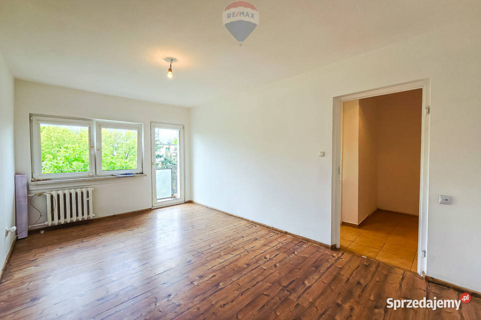 Kawalerka na Bałutach z balkonem i windą łódzkie Łódź sprzedam