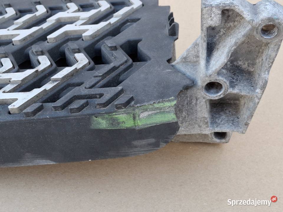 VOLVO FH 5 FH5 STOPIEŃ PRAWY DOLNY TREP KRATKA ciężarowe Bieleń
