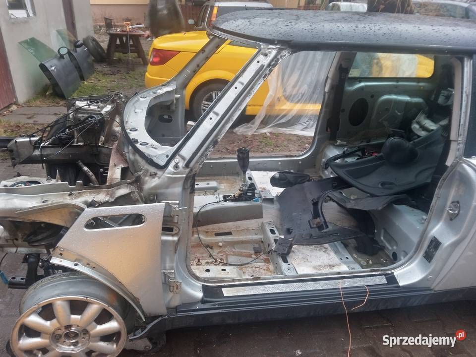 karoseria mini cooper r 52 uszkodzony