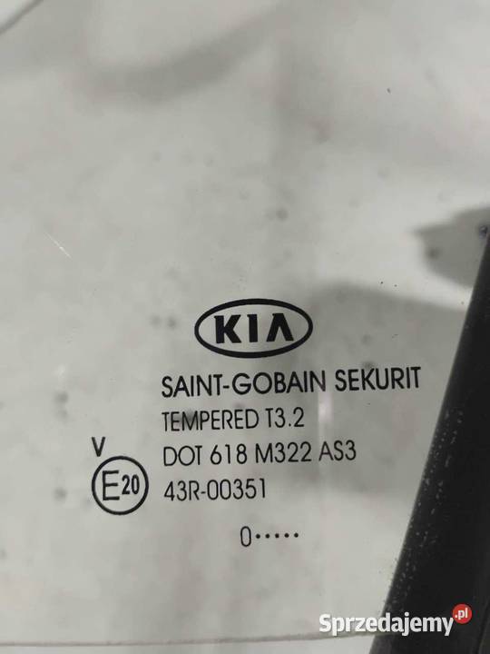 SZYBA KAROSERYJNA BOCZNA LEWY TYŁ KIA SPORTAGE osobowe