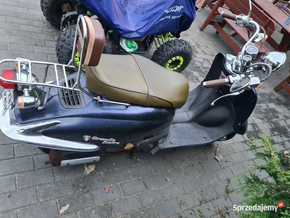 Sprzedam skuter retro Rok produkcji 2013 Sadlno