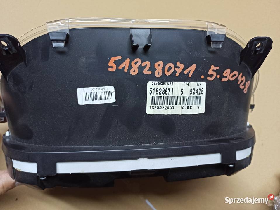 LICZNIK 51828071 FIAT GRANDE PUNTO 14 Bolesławiec