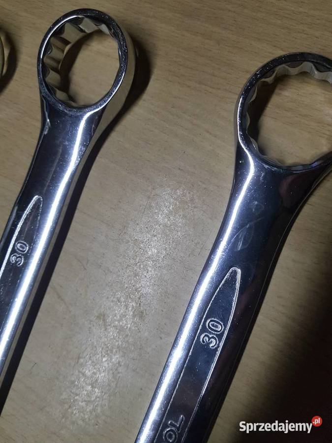 Klucz płasko oczkowy 30 mm stal chromowowanadowa Głogowa