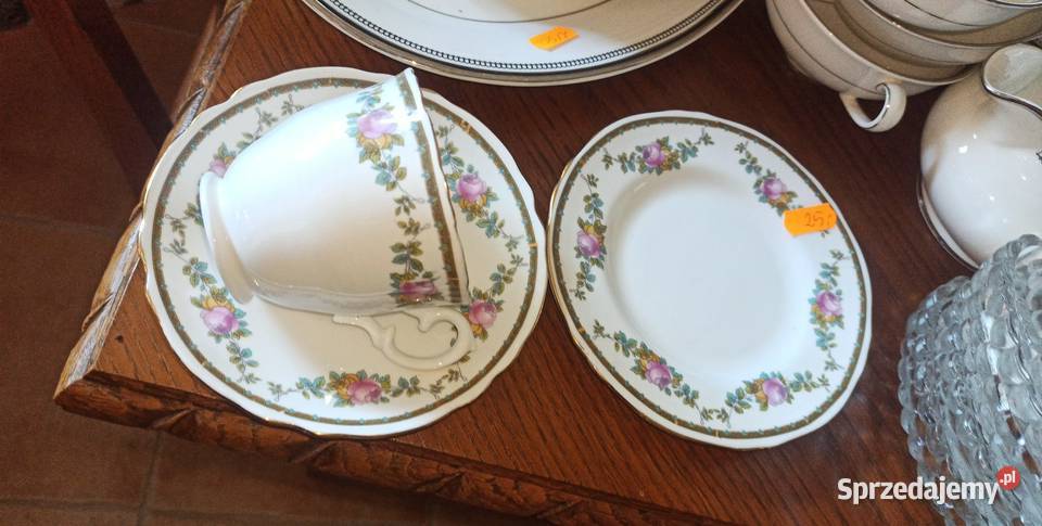 Filiżanka z talerzykiem deserowym
Made in Gdańsk