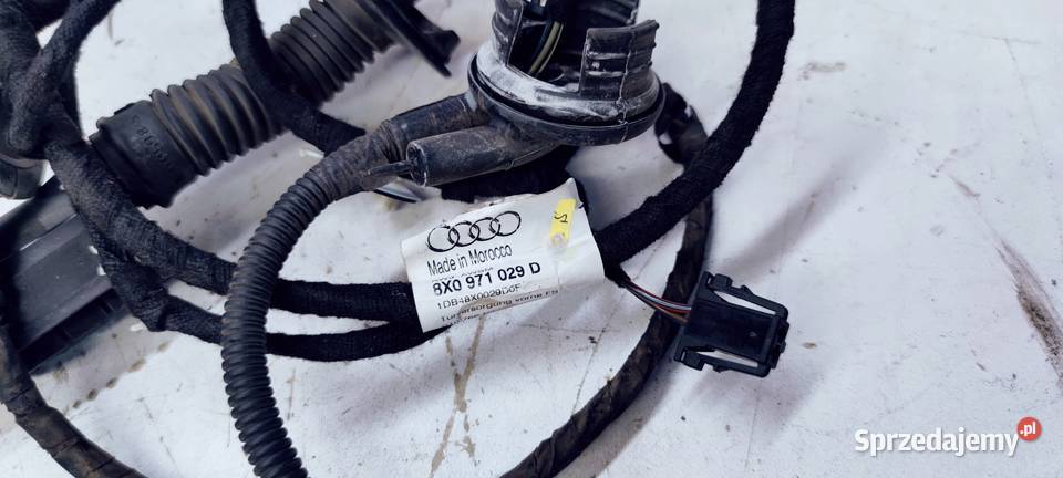 WIĄZKA DRZWI LEWY PRZÓD AUDI A1 8X0971029D osobowe Przystajń