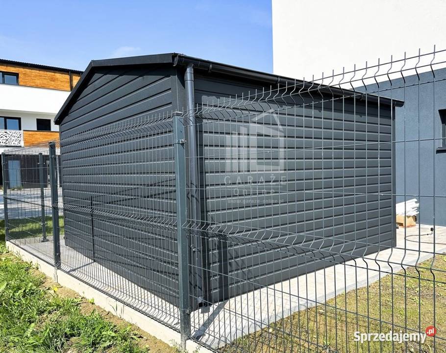 GARAŻ BLASZANY 4m x 5m Brama uchylna rynny Krynica-Zdrój