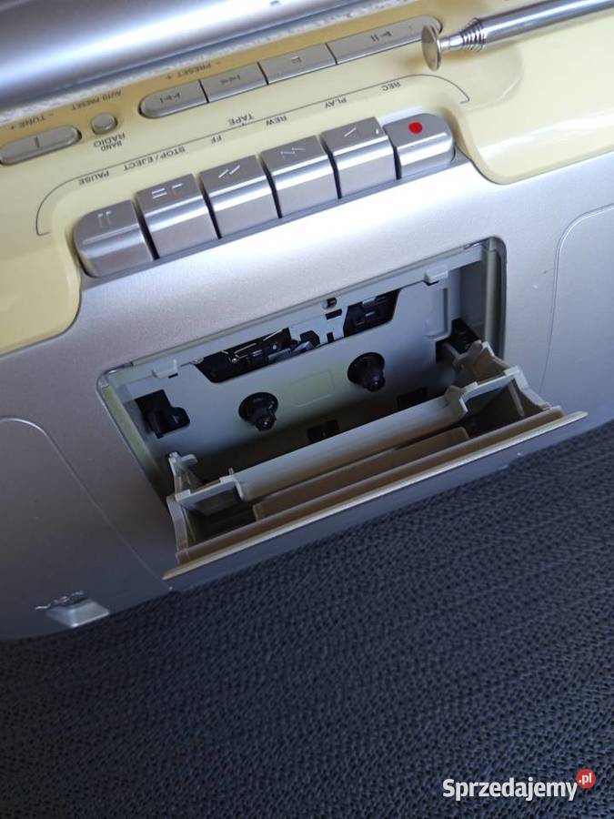 SONY CFDS100L Retro radiomagnetofon kasetowy z