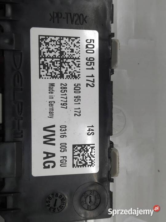 LAMPKA PODSUFITKI Skoda Superb III 2015