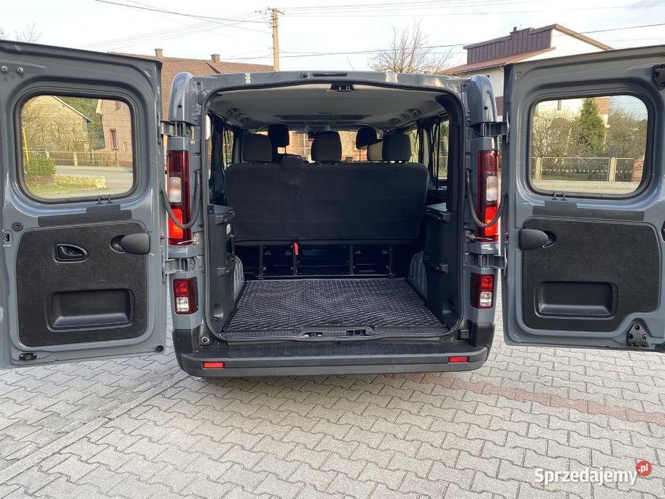 Renault Trafic 20 150 9 osobowy Salon Polska centralny zamek Trafic Rodaki
