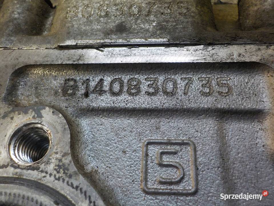 2008 206 207 C3 DS3 14 EHDI 14r 68 8HR glowica Głowice cylindrów sprzedam