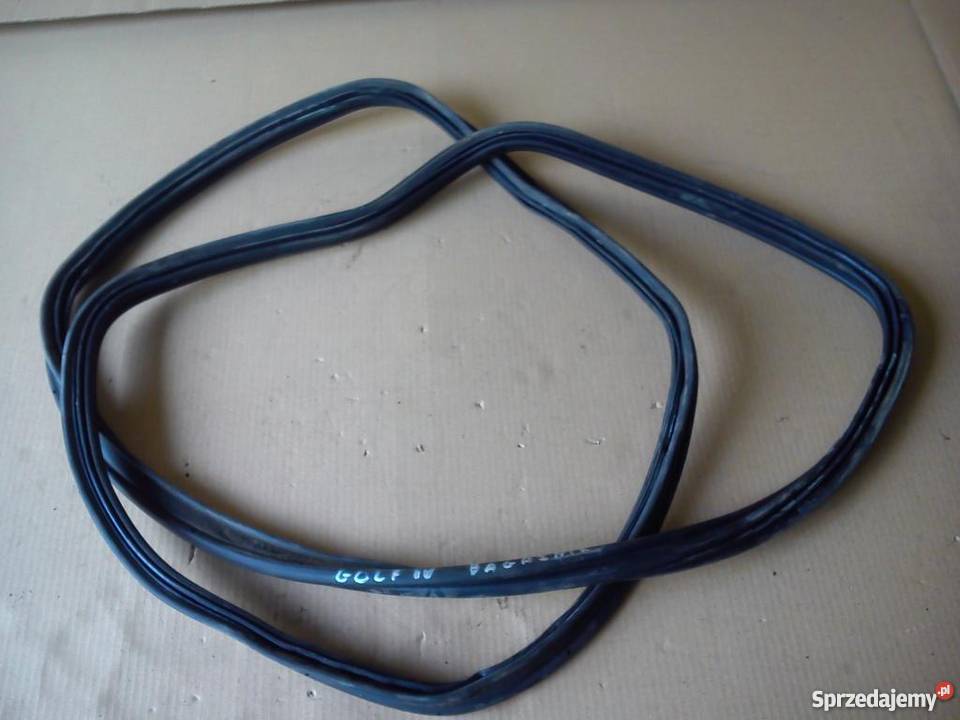 USZCZELKA BAGAZNIKA VW GOLF IV 4 HB Wyposażenie wnętrza Ozorków