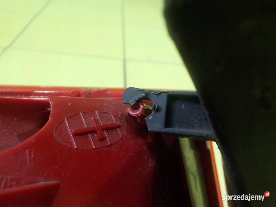 AUDI A4 B8 SLINE 18 TFSI 08r SEDAN lampa prawa Suków