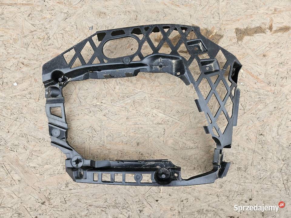 VW PASSAT B8 LIFT ŚLIZG LEWY ZDERZAKA PRZÓD