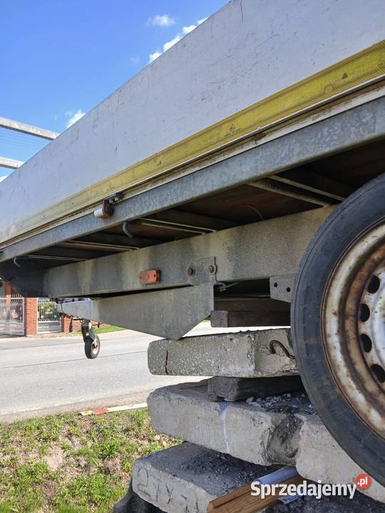 Przyczepa samochodowa lawety Do samochodów osobowych Żelizna sprzedam