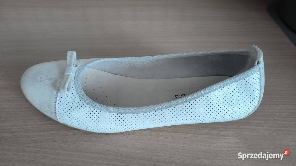 Buty białe beżowe kawa z mlekiem skóra Zawory