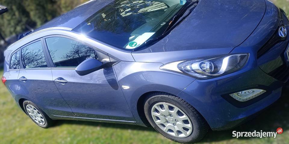 Hyundai I30 kombi z 2014 roku z fabryczną 222800km Warszawa