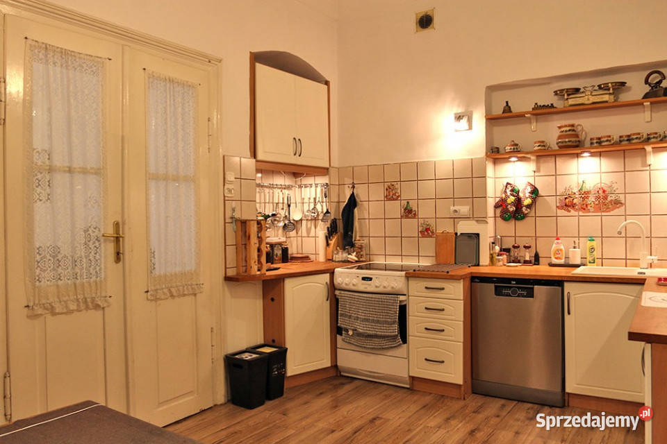 Kamienica inwestycyjna parking 8 aut centrum Cieszyn
