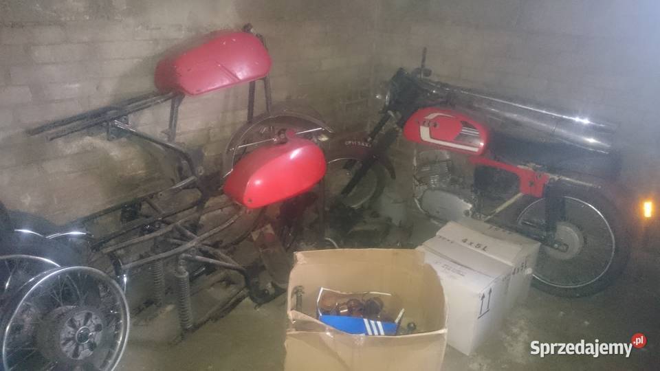 CZ 350 12V dowód plus dużo części Ryki sprzedam