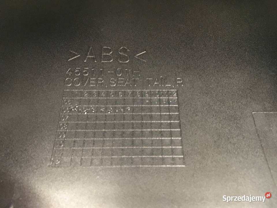 SUZUKI GSXR 750 0607 Ogon Zadupek Owiewka Tył Plastiki Łobżenica