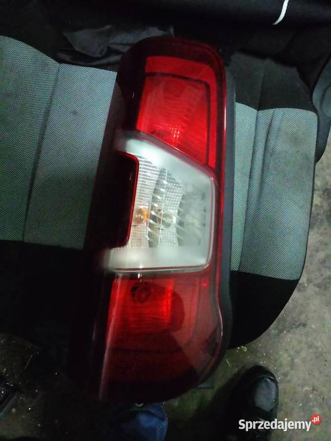 Lampa tył lewy lewa Berlingo IV Combo E Rifter Słupca sprzedam