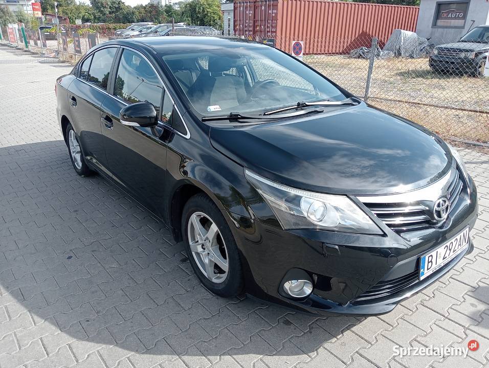 Toyota Avensis 18 LPG Sedan 2012 Bezwypadkowa manualna